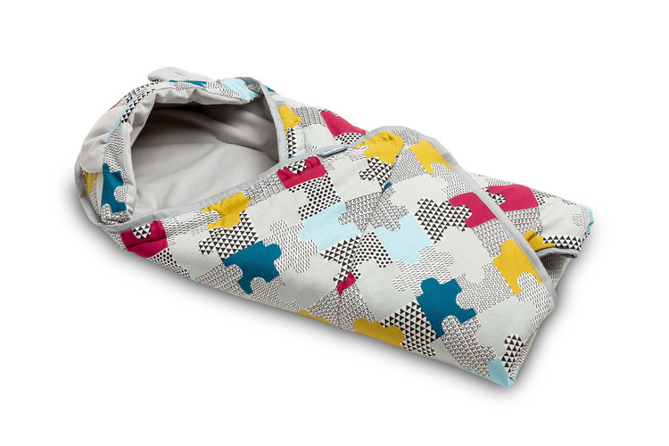 EINSCHLAGDECKE FÜR BABYSCHALEN VELVET GRAU PUZZLE
